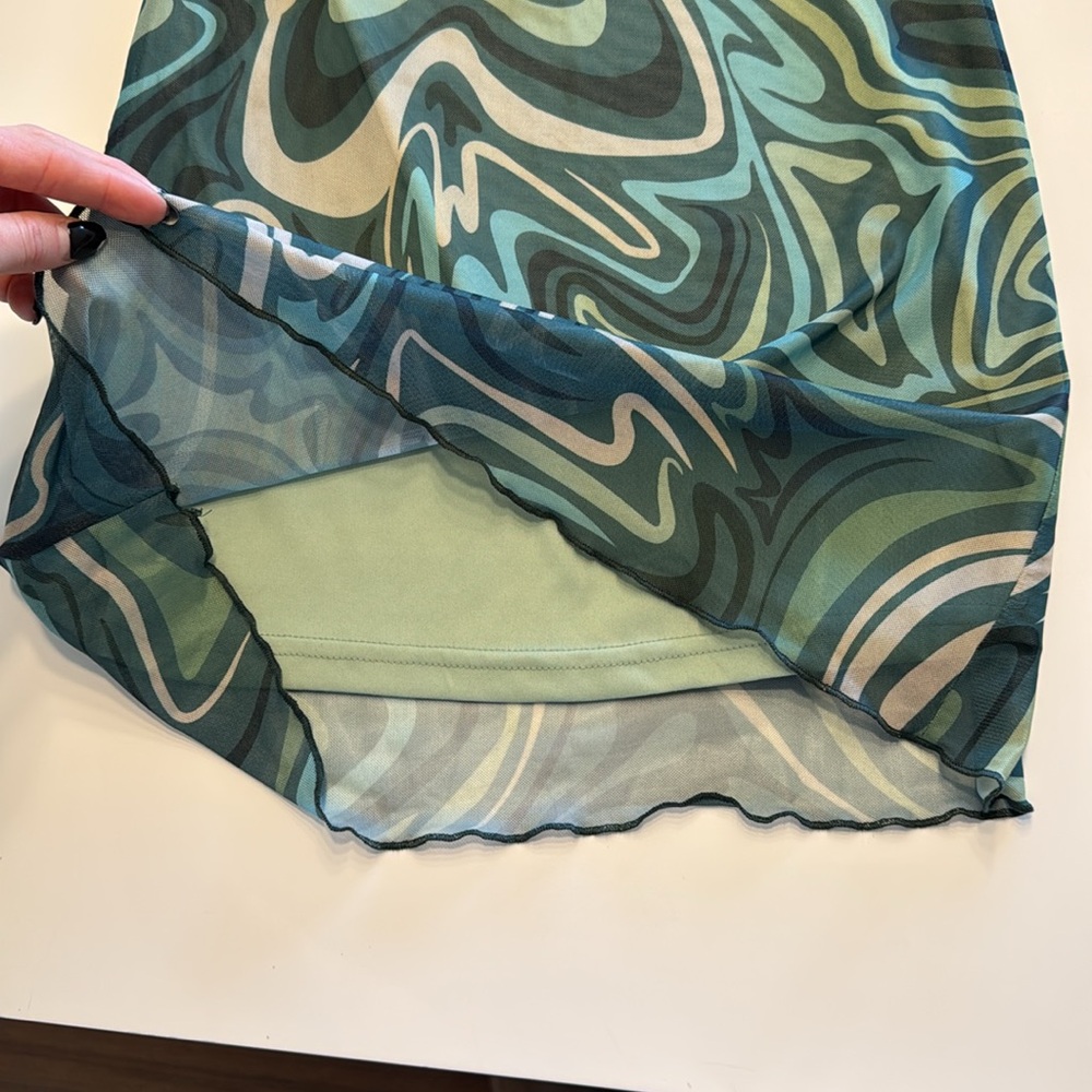 Princess Polly Swirly dress - Picture 4 of 4